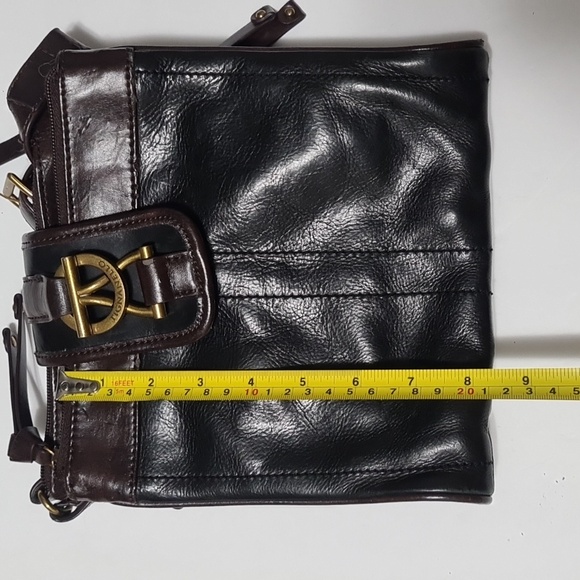 Tignanello 100% Genuine Leather Crossbody Purse - Picture 16 of 16